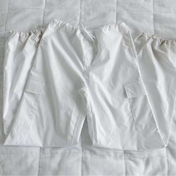 WHITE PARACHUTE PANTS! - Picture 2 of 3